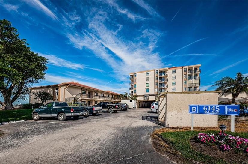 Picture of 6145 Sun Boulevard Unit 103, St Petersburg FL 33715