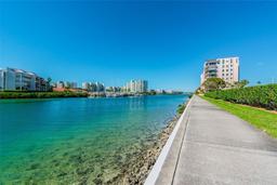 Picture of 7425 Bay Island Drive S Unit 104, South Pasadena, FL 33707