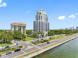 Picture of 2109 Bayshore Boulevard Unit 704, Tampa, FL 33606