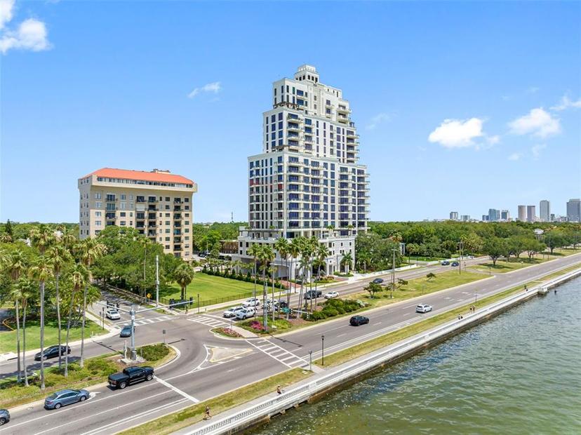 Picture of 2109 Bayshore Boulevard Unit 704, Tampa FL 33606