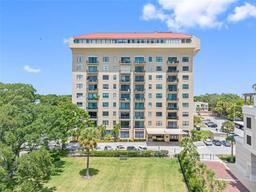 Picture of 2109 Bayshore Boulevard Unit 704, Tampa, FL 33606