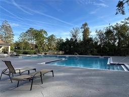 Picture of 5124 Conroy Road Unit 27, Orlando, FL 32811