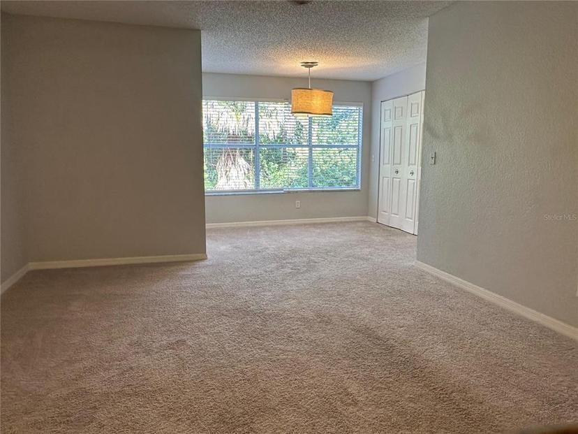 Picture of 5124 Conroy Road Unit 27, Orlando FL 32811