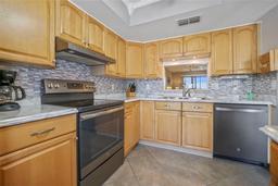 Picture of 460 Paula Drive S Unit 401, Dunedin, FL 34698