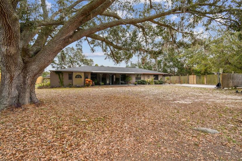 Picture of 2028 Marker Road, Polk City FL 33868