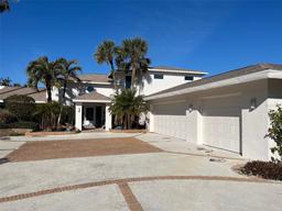 Picture of 540 Gulf Boulevard, Belleair Beach, FL 33786