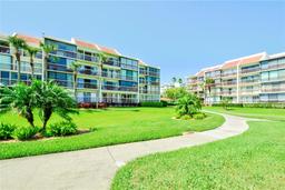 Picture of 7871 Sailboat Key Boulevard S Unit 107, South Pasadena, FL 33707