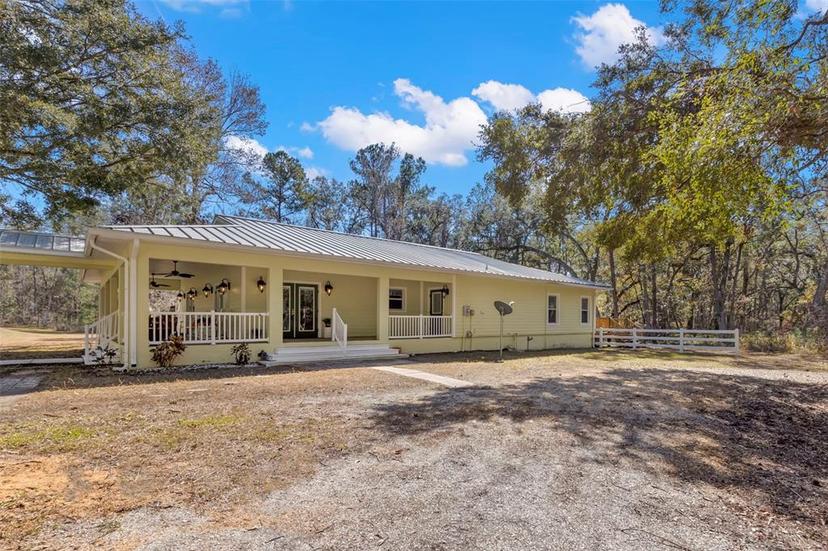 Picture of 19256 Hidden Oaks Drive, Brooksville FL 34604