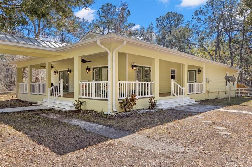 Picture of 19256 Hidden Oaks Drive, Brooksville FL 34604