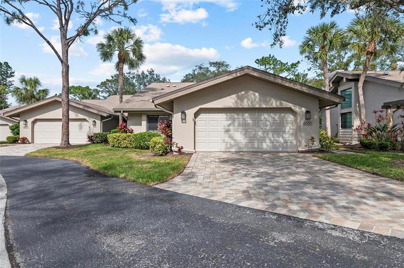 Picture of 5655 Pipers Waite Unit 27, Sarasota FL 34235