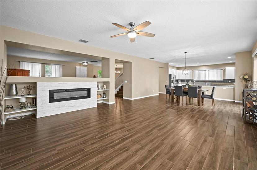 Picture of 14236 Golden Rain Tree Boulevard, Orlando FL 32828