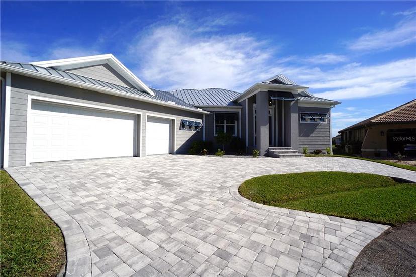 Picture of 490 Sorrento Court, Punta Gorda FL 33950