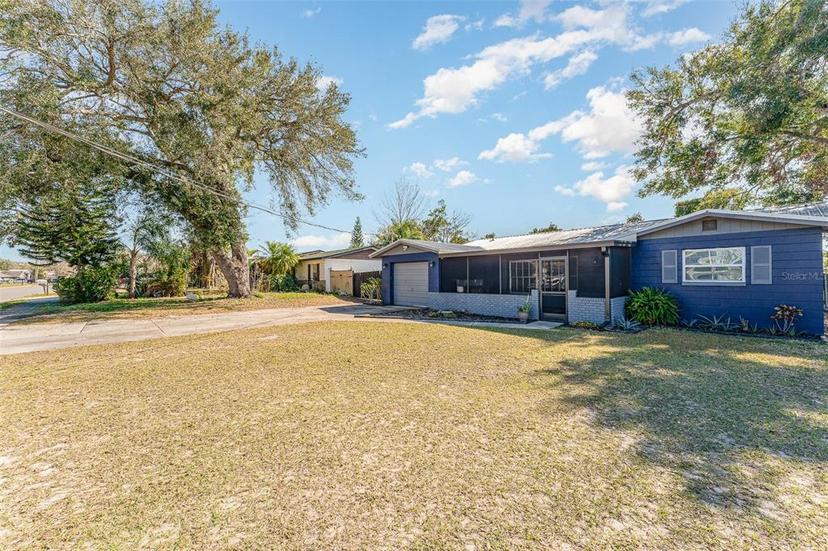 Picture of 325 E Thelma Street, Lake Alfred FL 33850