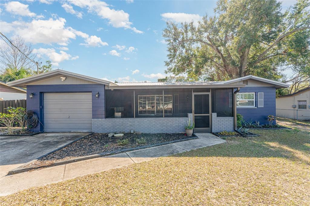 Picture of 325 E Thelma Street, Lake Alfred, FL 33850