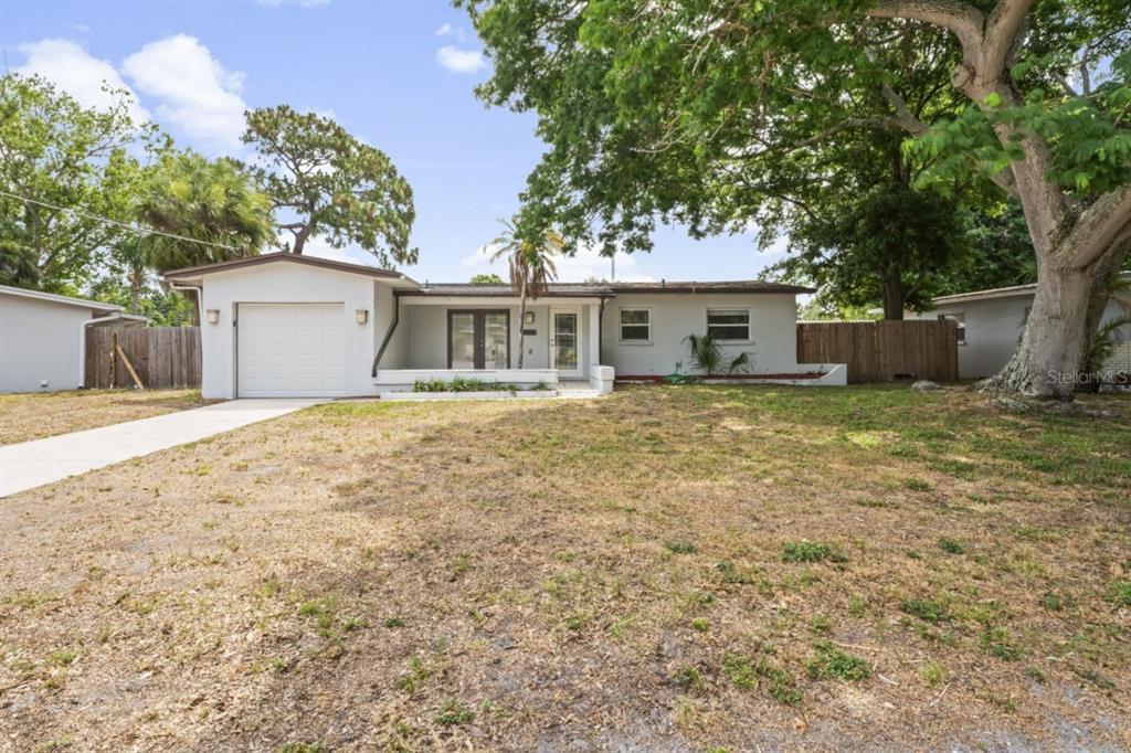 Picture of 4504 S Cameron Avenue, Tampa, FL 33611