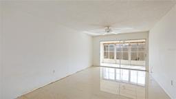 Picture of 2782 Woodgate Lane Unit 18, Sarasota, FL 34231