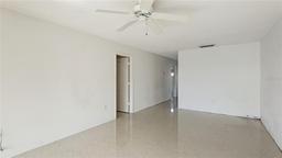 Picture of 2782 Woodgate Lane Unit 18, Sarasota, FL 34231