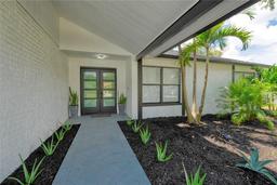 Picture of 14040 Cascade Lane, Tampa, FL 33618