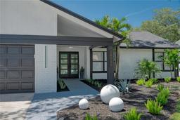 Picture of 14040 Cascade Lane, Tampa, FL 33618