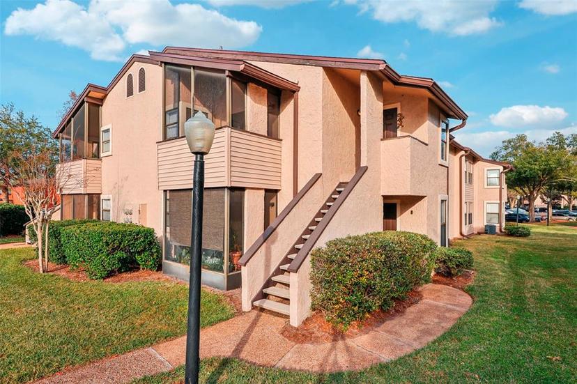 Picture of 2935 Antique Oaks Circle Unit 64, Winter Park FL 32792