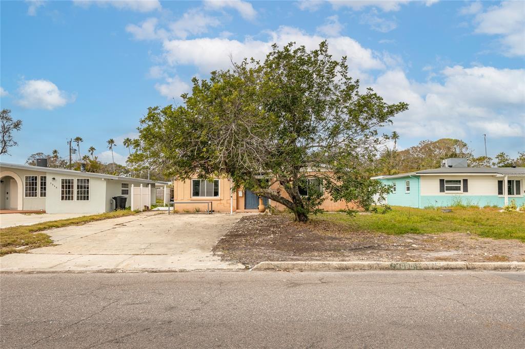 Picture of 4000 Huntington Street Ne, St Petersburg, FL 33703