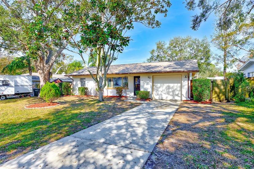 Picture of 21 Belle Meade Circle, Largo FL 33770