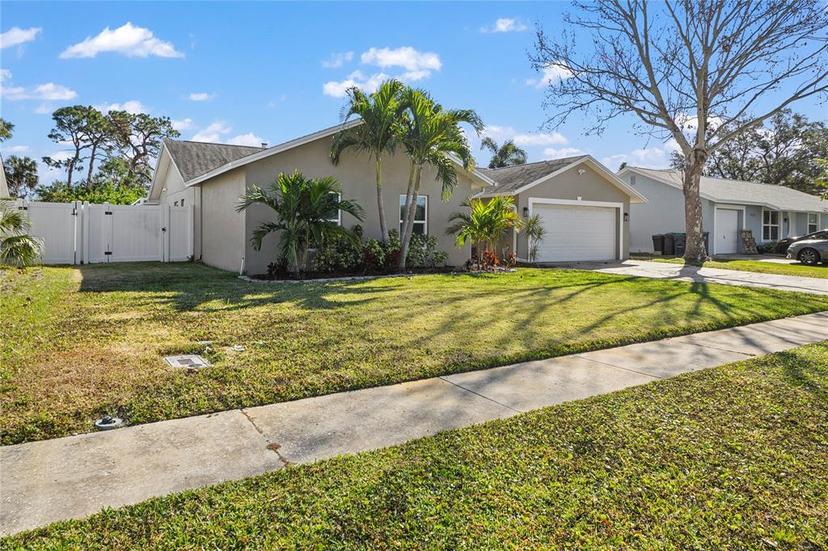 Picture of 10079 83Rd Way, Seminole FL 33777