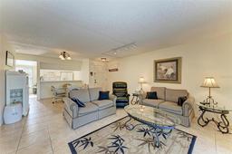 Picture of 3810 W 75Th Street Unit 101, Bradenton, FL 34209