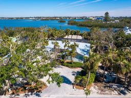 Picture of 18 N Casey Key Road, Osprey, FL 34229