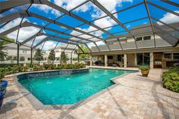 Picture of 1419 Hollingsworth Oaks Drive, Lakeland, FL 33803