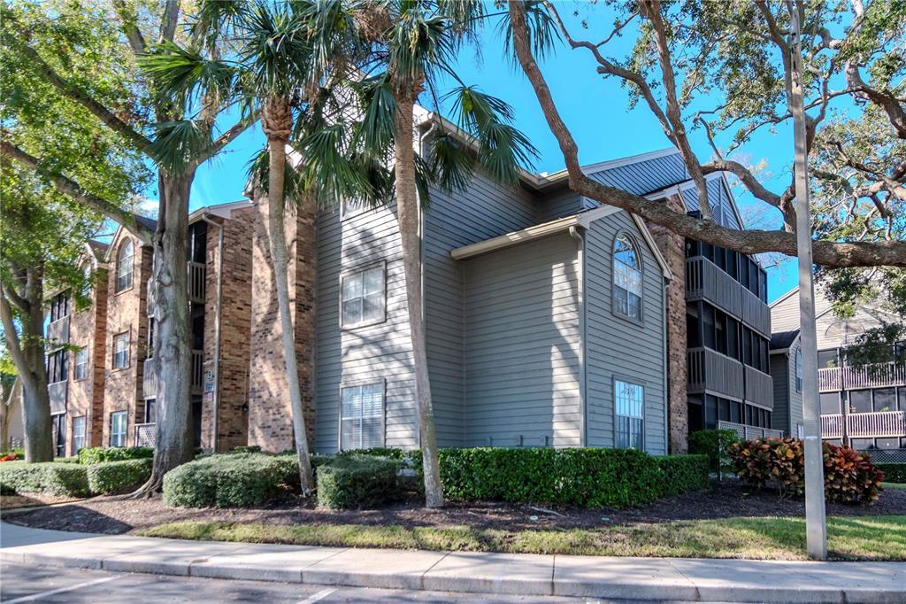 Picture of 2500 Winding Creek Boulevard Unit G106, Clearwater, FL 33761