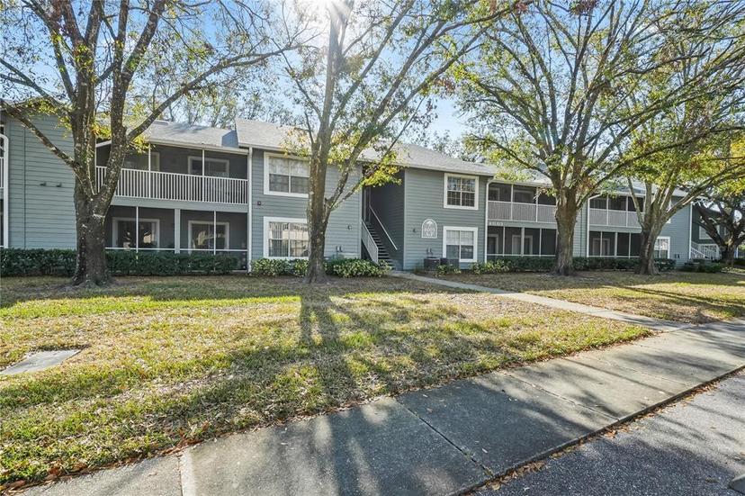 Picture of 6003 Laketree Lane Unit L, Temple Terrace FL 33617