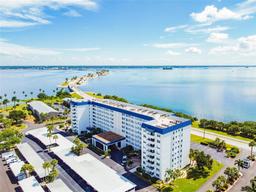 Picture of 7 Elgin Place Unit 512, Dunedin, FL 34698