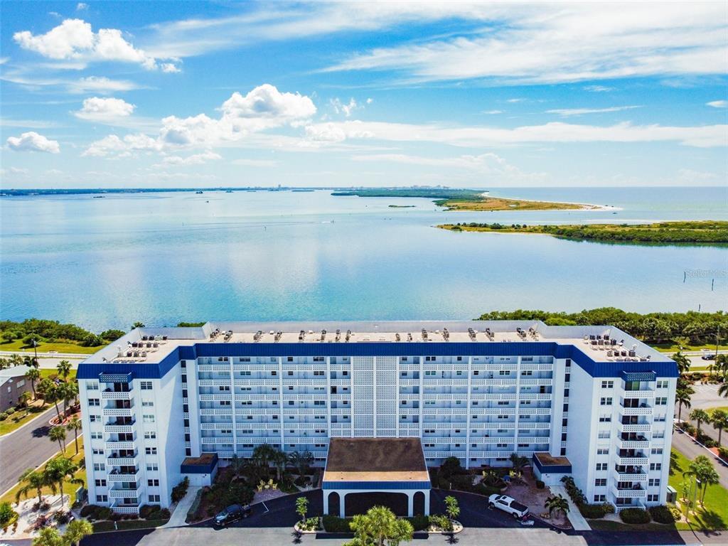 Picture of 7 Elgin Place Unit 512, Dunedin, FL 34698