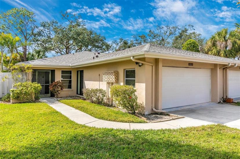 Picture of 4212 Center Gate Lane Unit 2, Sarasota FL 34233