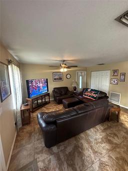 Picture of 910 N Lee Avenue, Arcadia, FL 34266