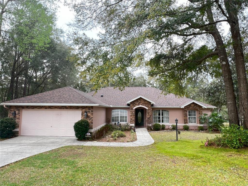 Picture of 9221 SW 193Rd Circle, Dunnellon, FL 34432