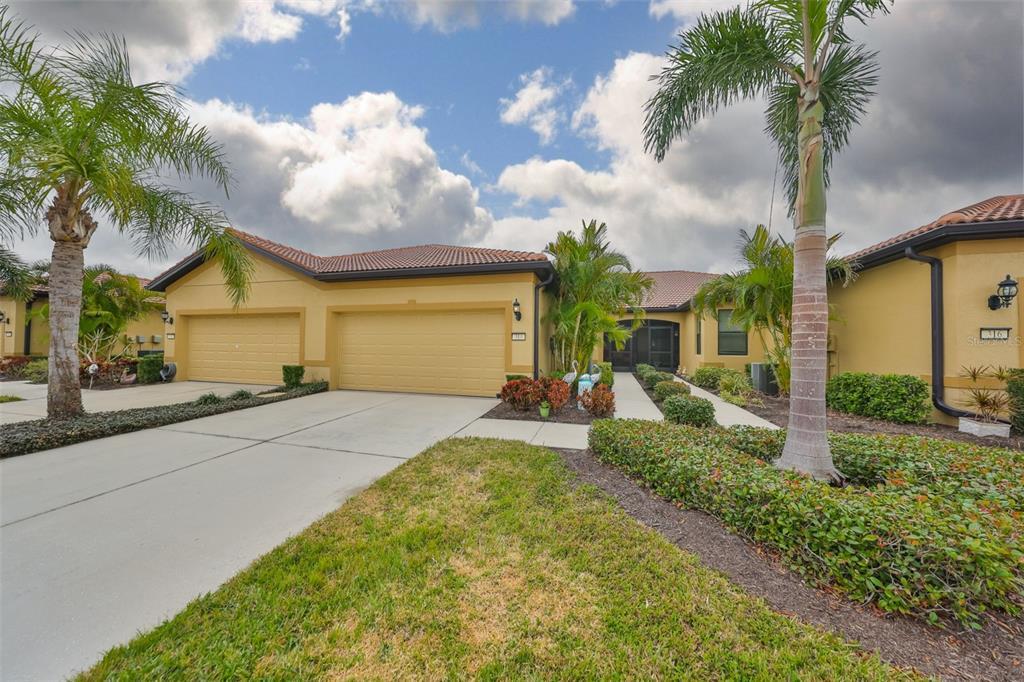 Picture of 314 Bluewater Falls Court, Apollo Beach, FL 33572