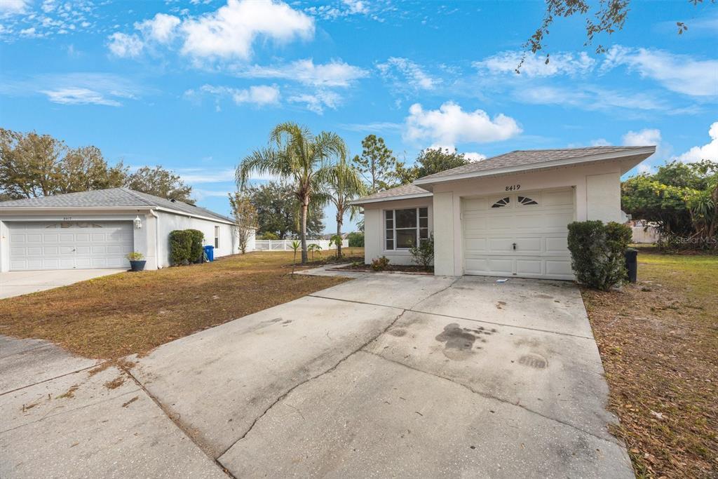 Picture of 8419 Quarter Horse Drive, Riverview, FL 33578