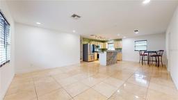 Picture of 1130 Queen Street N, St Petersburg, FL 33713