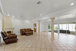 Picture of 1121 Sunset Drive, Lake Wales, FL 33853