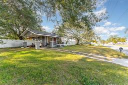 Picture of 820 Lakeshore Drive, Lakeland, FL 33801