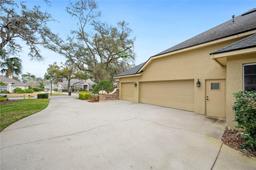 Picture of 6011 Hammock Hill Avenue, Lithia, FL 33547