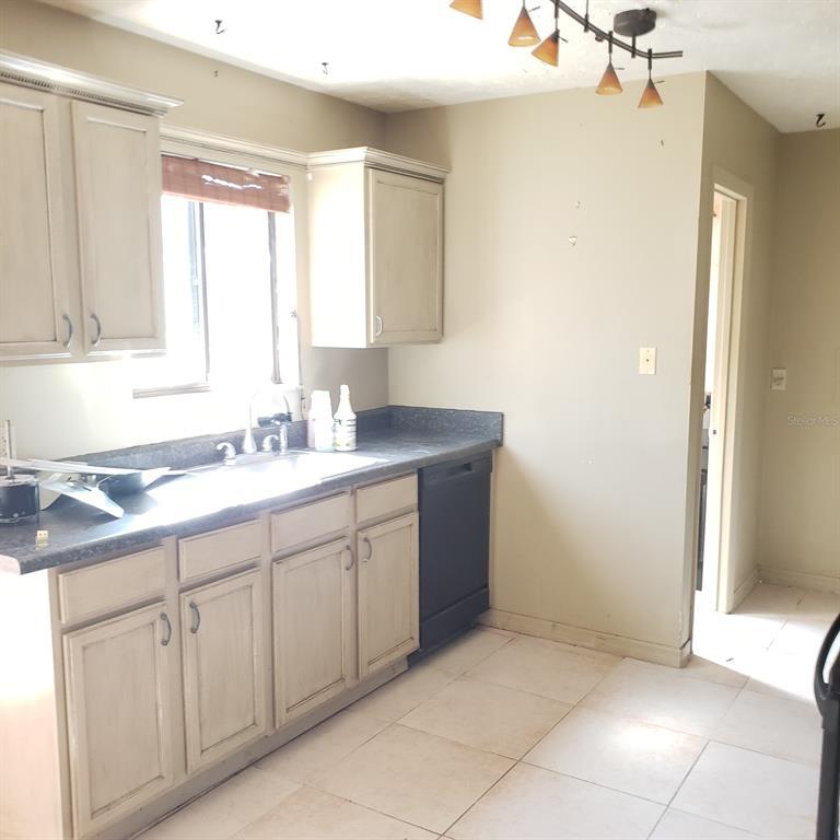 Picture of 322 Canal Road Unit 16, Edgewater FL 32132