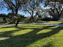 Picture of 825 E Lakeshore Boulevard, Kissimmee, FL 34744