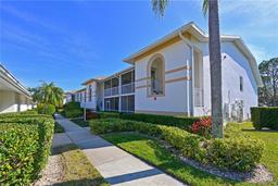 Picture of 6908 Drewrys Bluff Unit 712, Bradenton, FL 34203