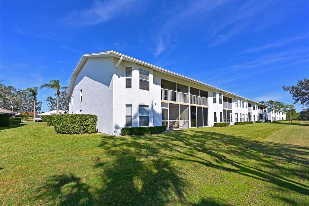 Picture of 6908 Drewrys Bluff Unit 712, Bradenton, FL 34203