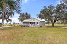 Picture of 236 Franklin Street, Bowling Green, FL 33834