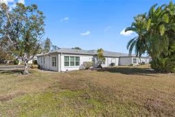 Picture of 8256 Annwood Road Unit 8256, Seminole, FL 33777