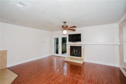 Picture of 2302 SW 73Rd Terrace, Gainesville, FL 32607